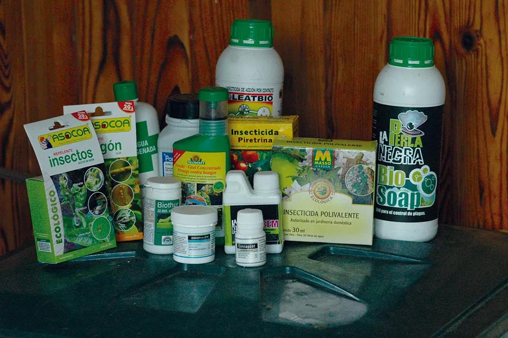 Estos sobres contienen especies usadas para la lucha biológica; son muy útiles en espacios cerrados, no tanto a cielo abierto. 