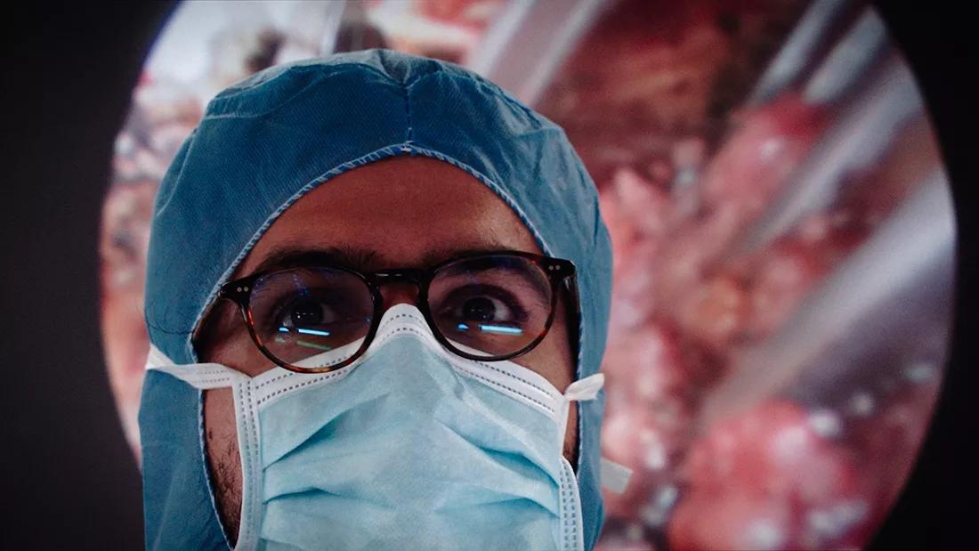 De Humani Corporis Fabrica (Lucien Castaing-Taylor, Verena Paravel, 2022)